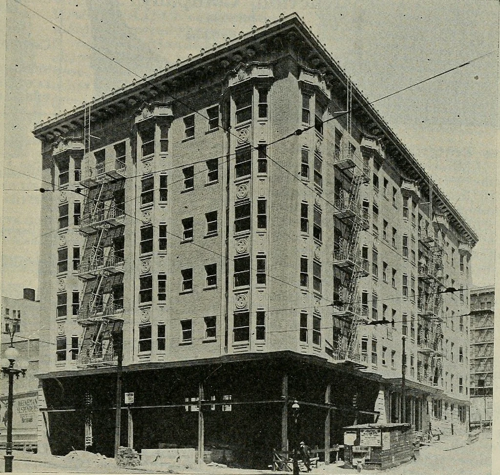 An illustration from Architect and engineer, 1905, leaf 804