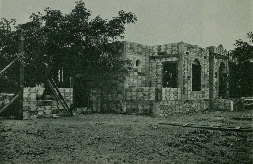 An illustration from Architect and engineer, 1905, leaf 125