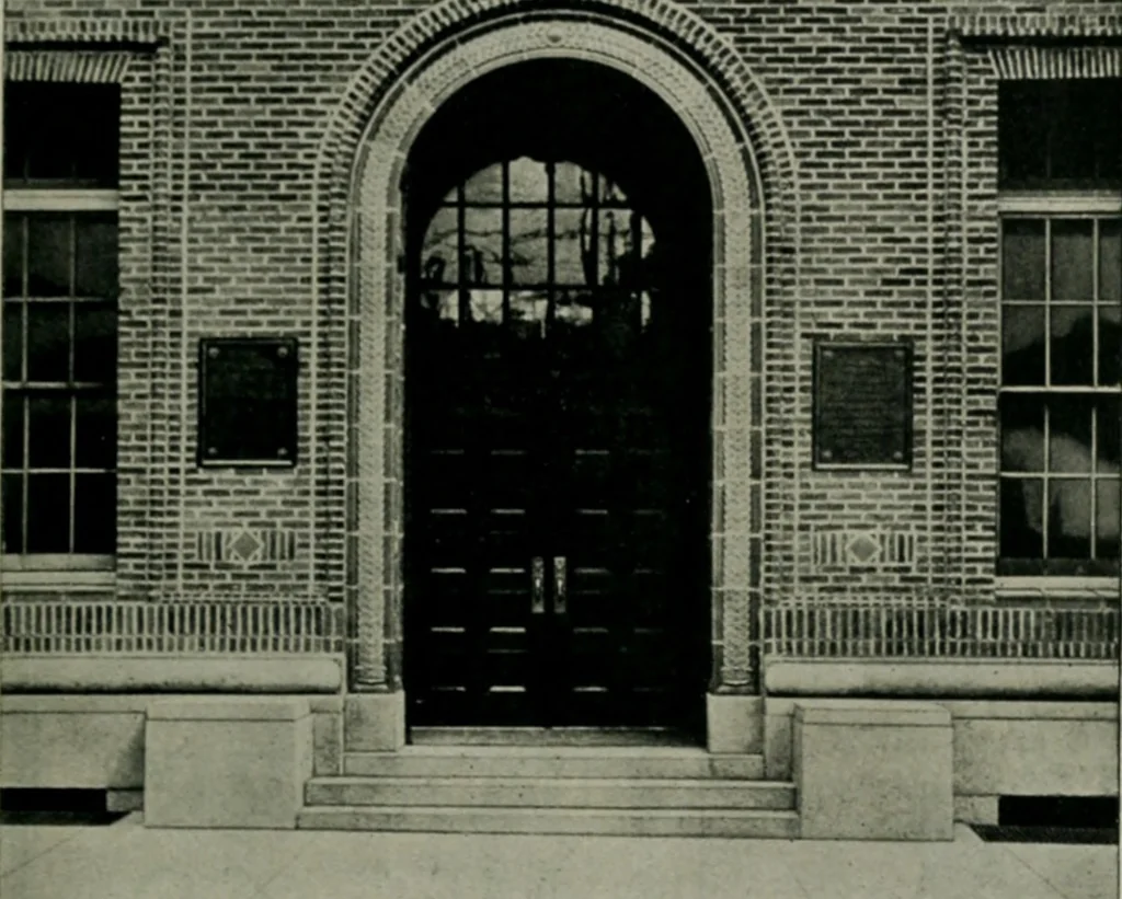 An illustration from Architect and engineer, 1905, leaf 136