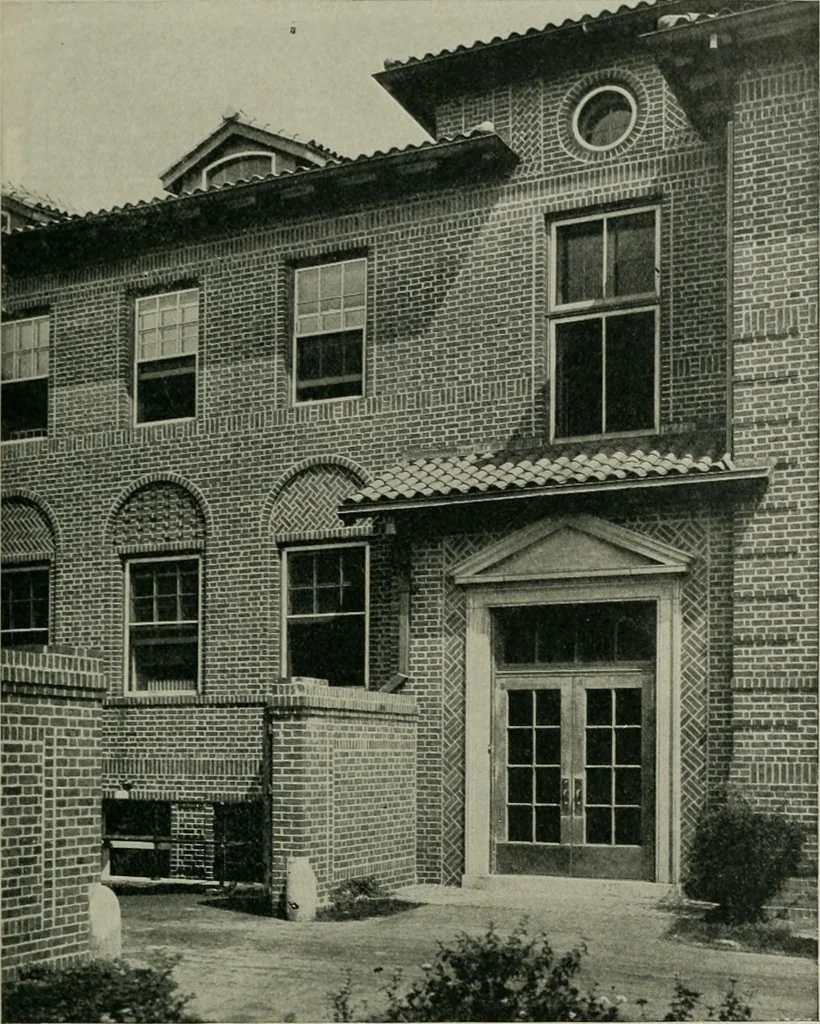 An illustration from Architect and engineer, 1905, leaf 286