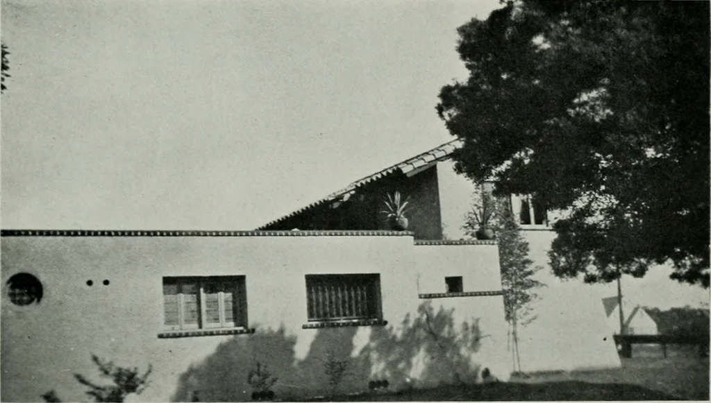 An illustration from Architect and engineer, 1905, leaf 538