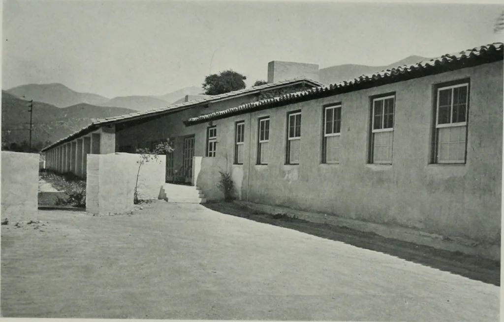 An illustration from Architect and engineer, 1905, leaf 64