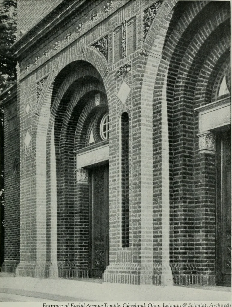 An illustration from Architect and engineer, 1905, leaf 774