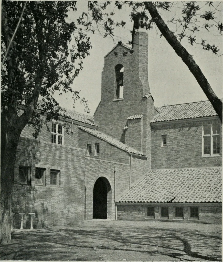An illustration from Architect and engineer, 1905, leaf 842