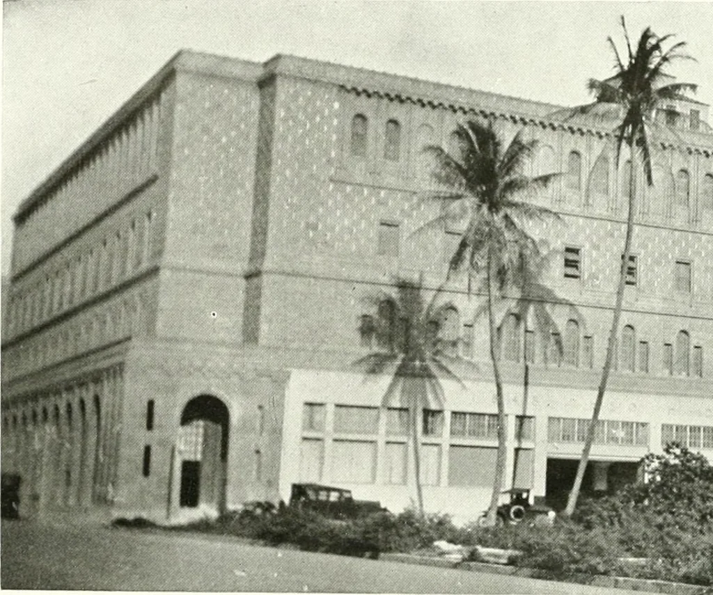 An illustration from Architect and engineer, 1905, leaf 33