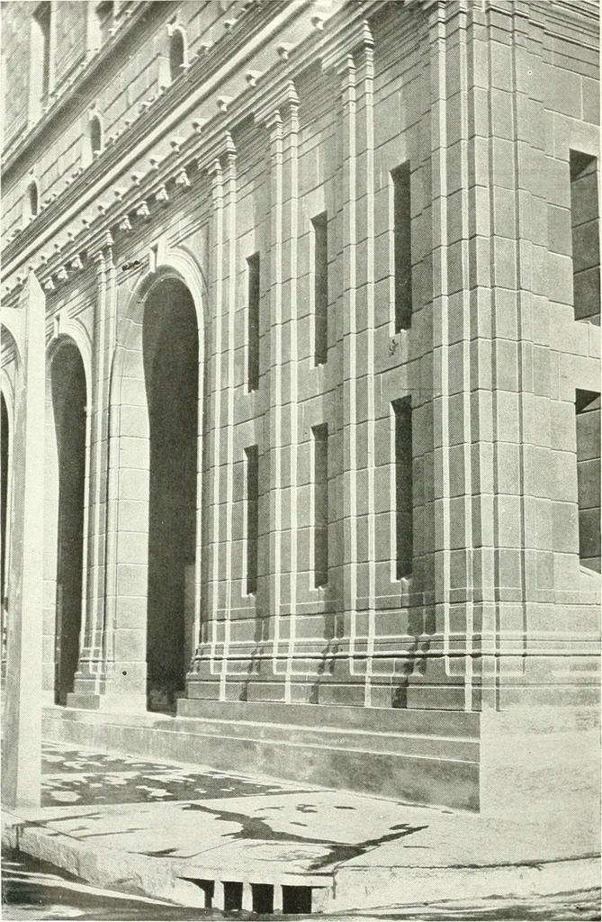 An illustration from Architect and engineer, 1905, leaf 37