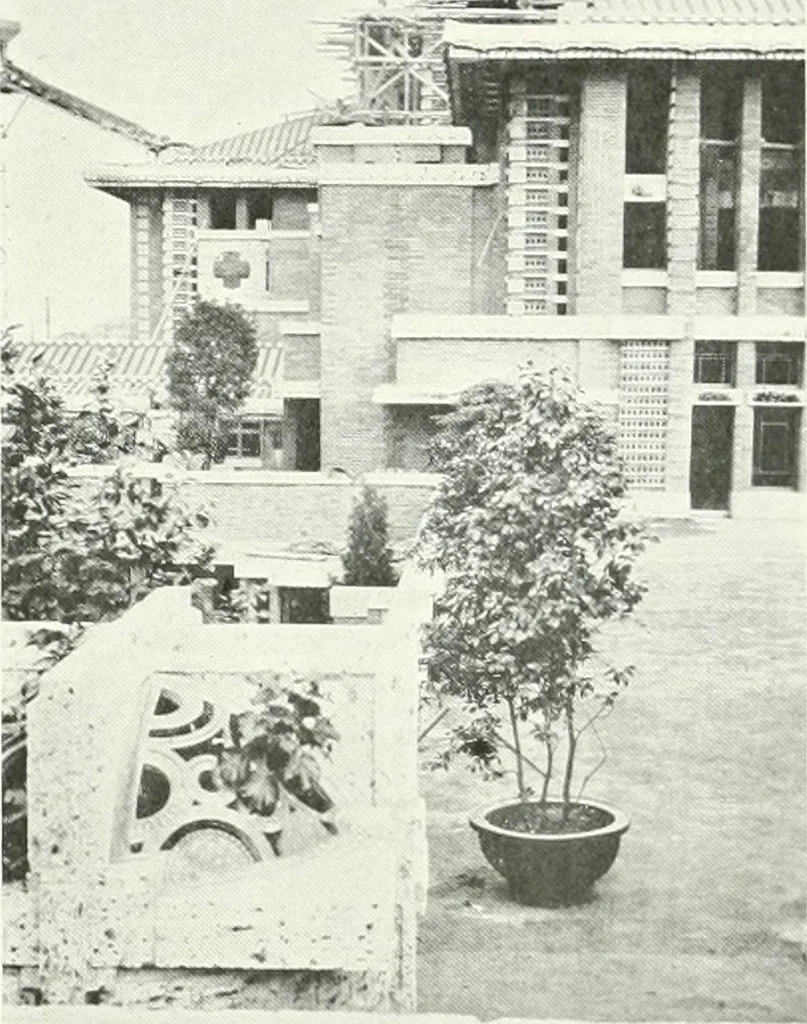An illustration from Architect and engineer, 1905, leaf 377