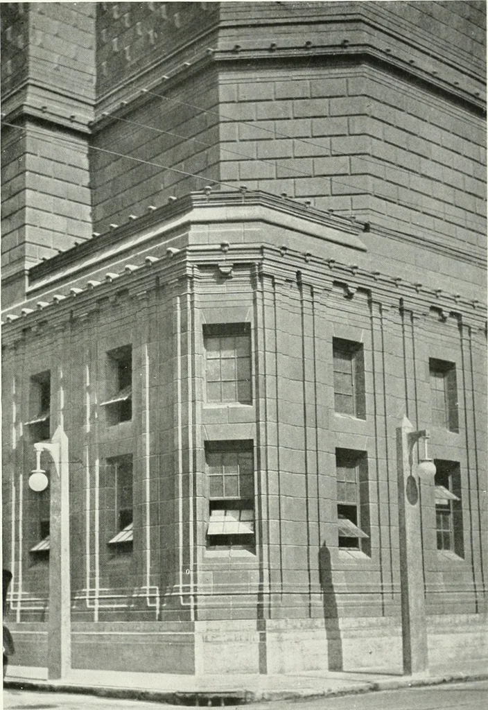 An illustration from Architect and engineer, 1905, leaf 38