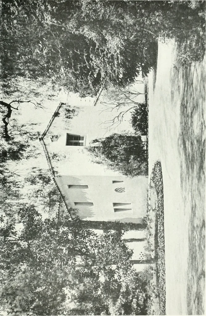 An illustration from Architect and engineer, 1905, leaf 469