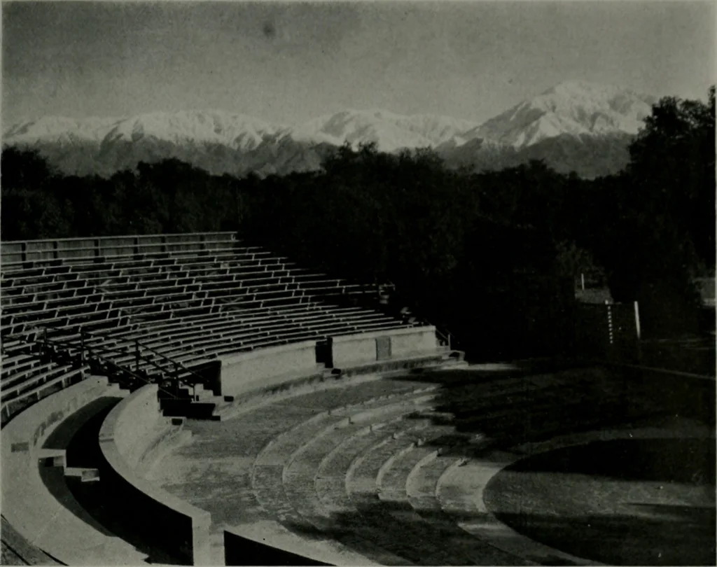 An illustration from Architect and engineer, 1905, leaf 102