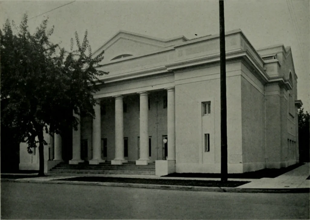 An illustration from Architect and engineer, 1905, leaf 329