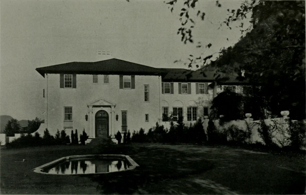 An illustration from Architect and engineer, 1905, leaf 333