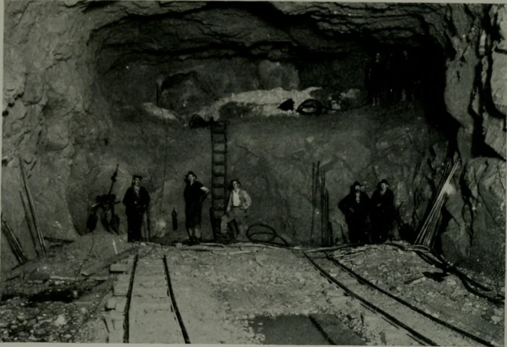 An illustration from Architect and engineer, 1905, leaf 387
