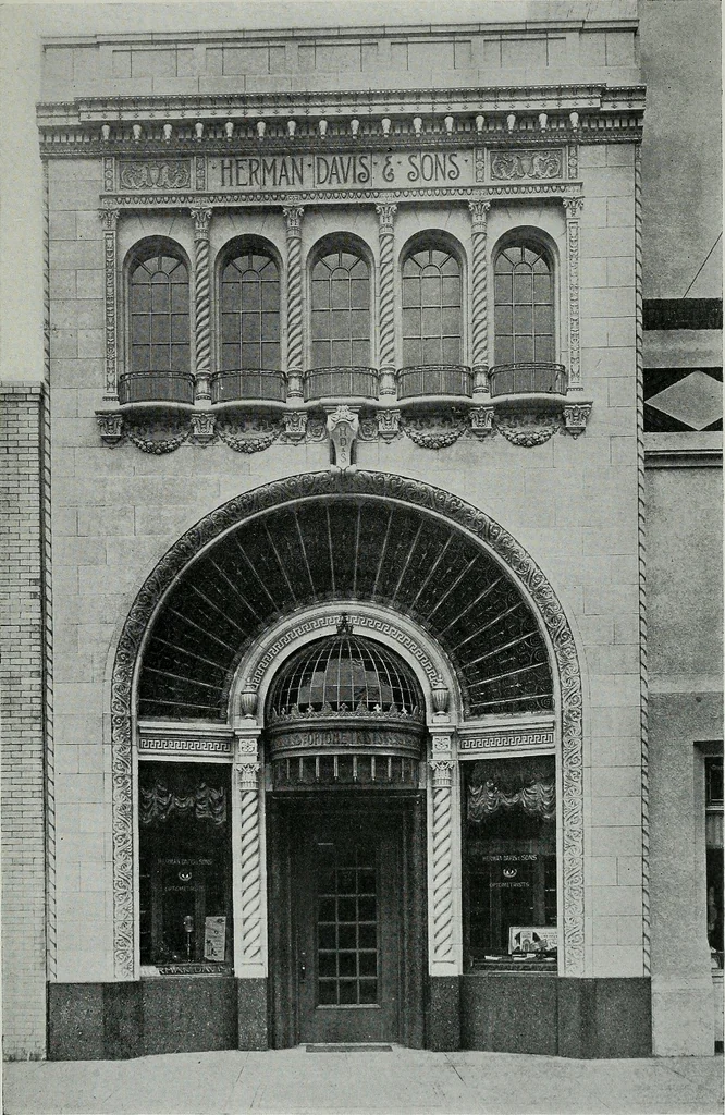 An illustration from Architect and engineer, 1905, leaf 248