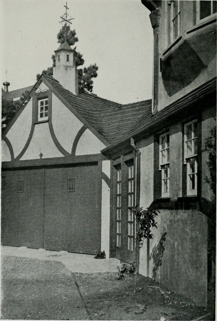 An illustration from Architect and engineer, 1905, leaf 325
