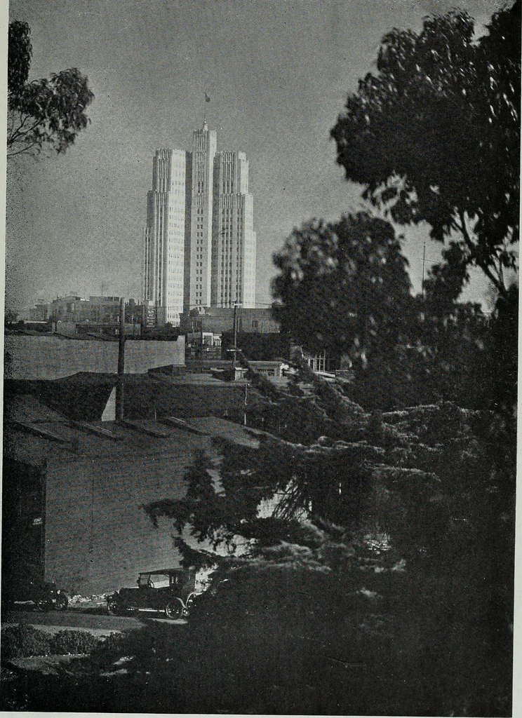 An illustration from Architect and engineer, 1905, leaf 410