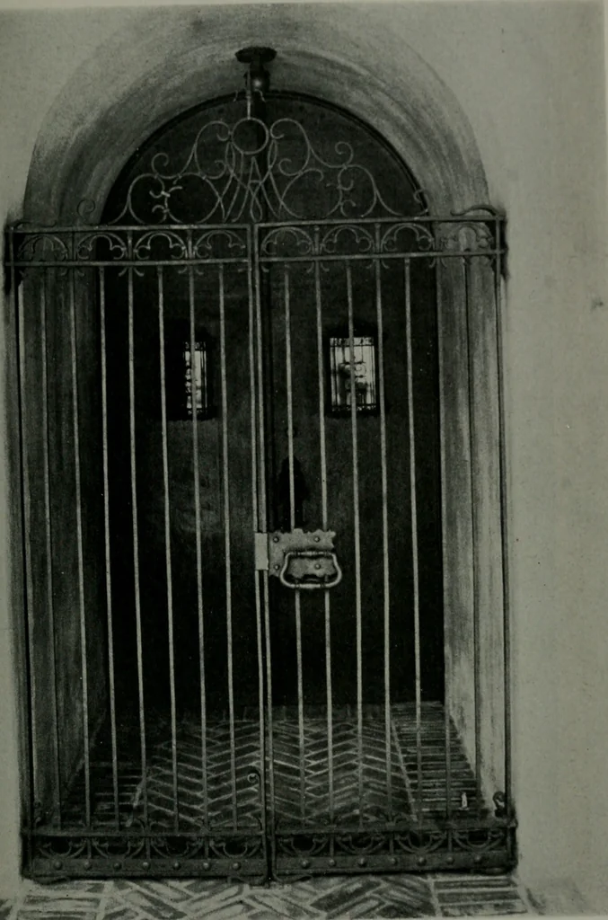 An illustration from Architect and engineer, 1905, leaf 204