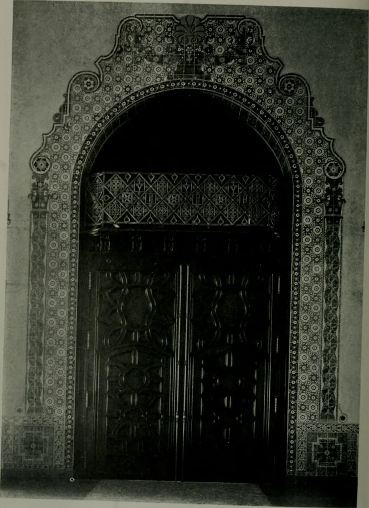 An illustration from Architect and engineer, 1905, leaf 283