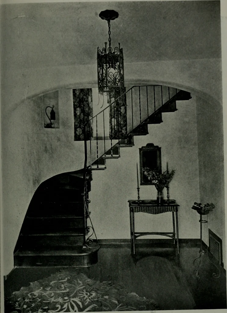 An illustration from Architect and engineer, 1905, leaf 300