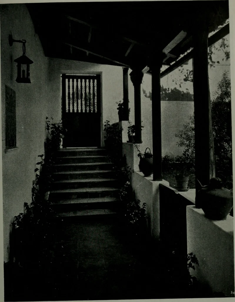 An illustration from Architect and engineer, 1905, leaf 378