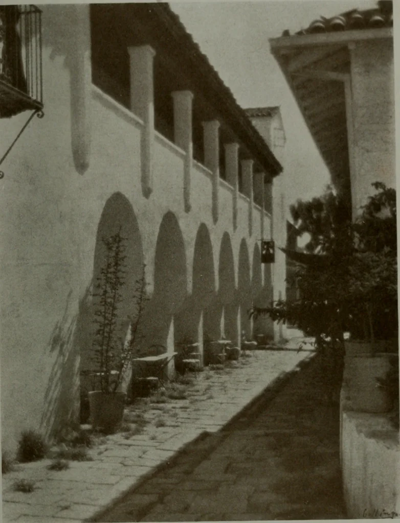 An illustration from Architect and engineer, 1905, leaf 38