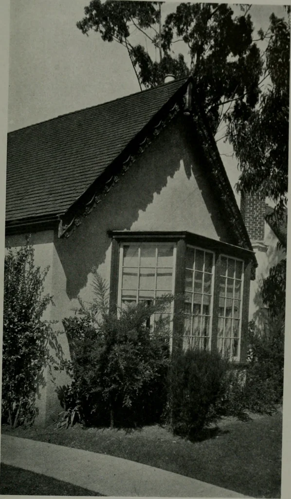 An illustration from Architect and engineer, 1905, leaf 462