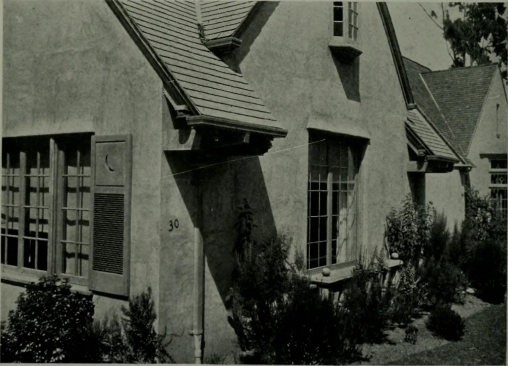 An illustration from Architect and engineer, 1905, leaf 469