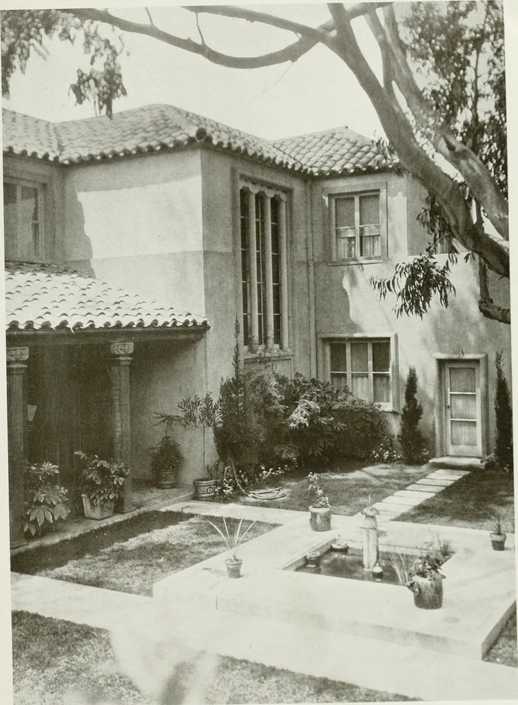 An illustration from Architect and engineer, 1905, leaf 132