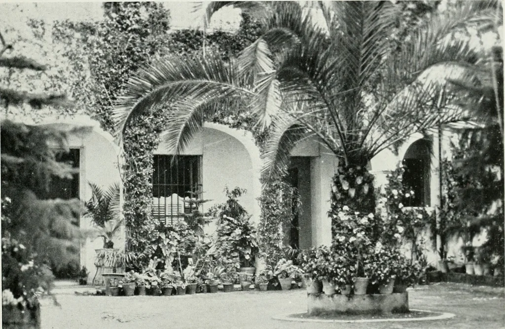 An illustration from Architect and engineer, 1905, leaf 190
