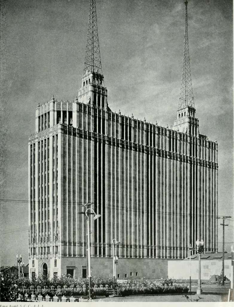 An illustration from Architect and engineer, 1905, leaf 24