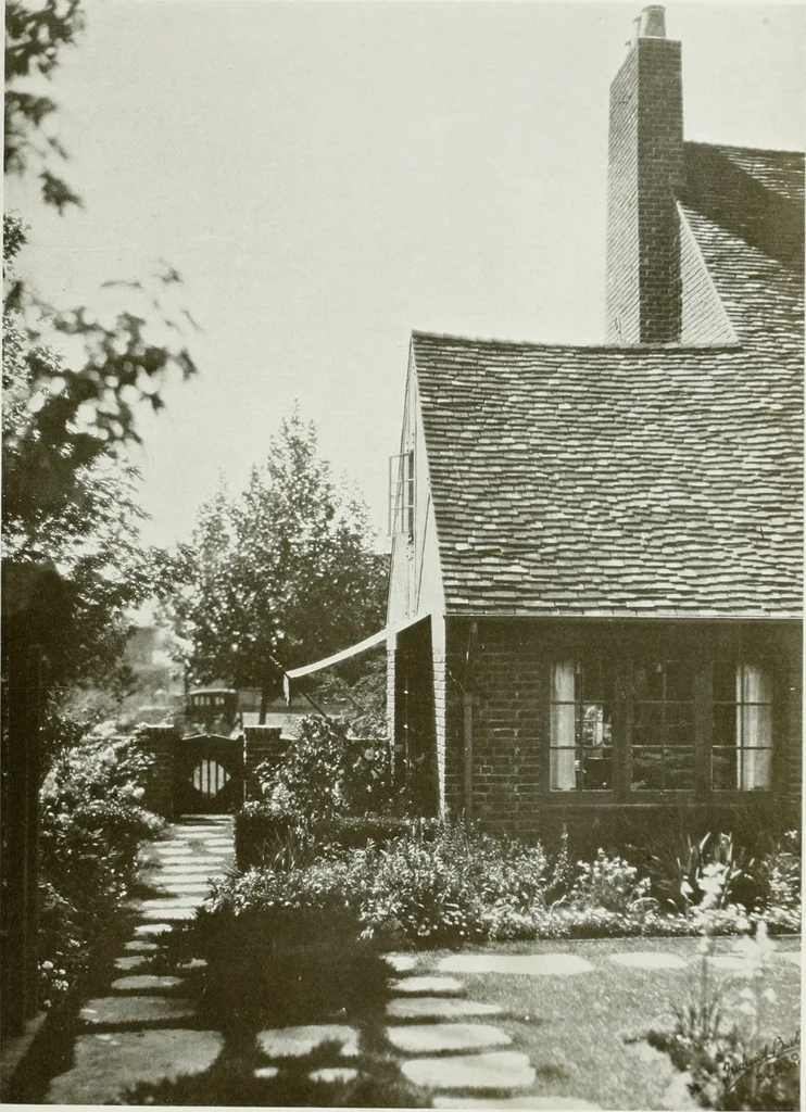 An illustration from Architect and engineer, 1905, leaf 290