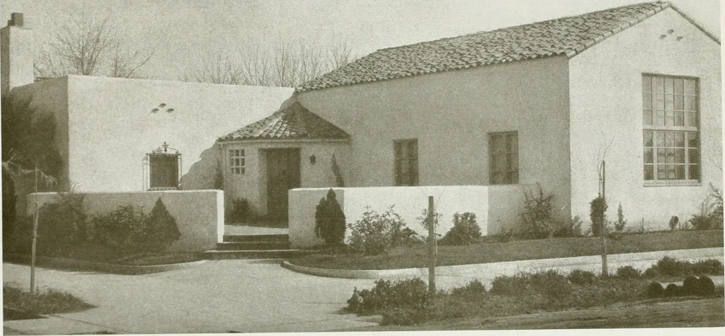 An illustration from Architect and engineer, 1905, leaf 304