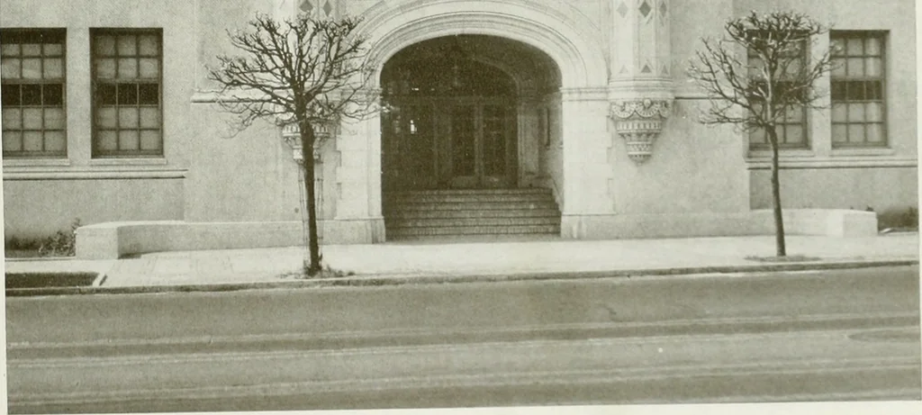 An illustration from Architect and engineer, 1905, leaf 394
