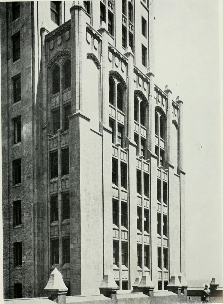 An illustration from Architect and engineer, 1905, leaf 432