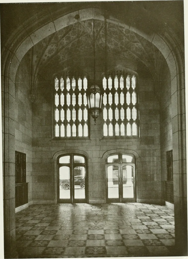 An illustration from Architect and engineer, 1905, leaf 466