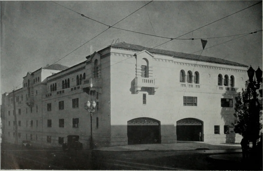 An illustration from Architect and engineer, 1905, leaf 117