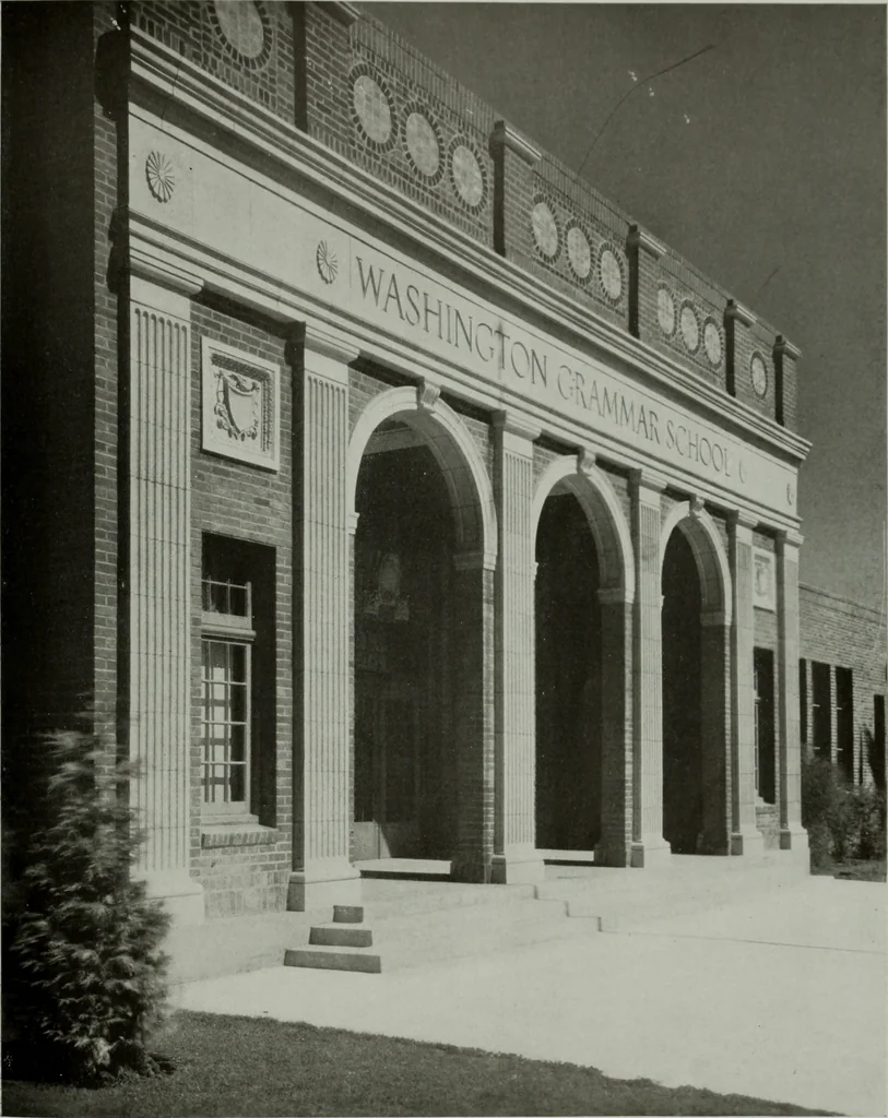 An illustration from Architect and engineer, 1905, leaf 160