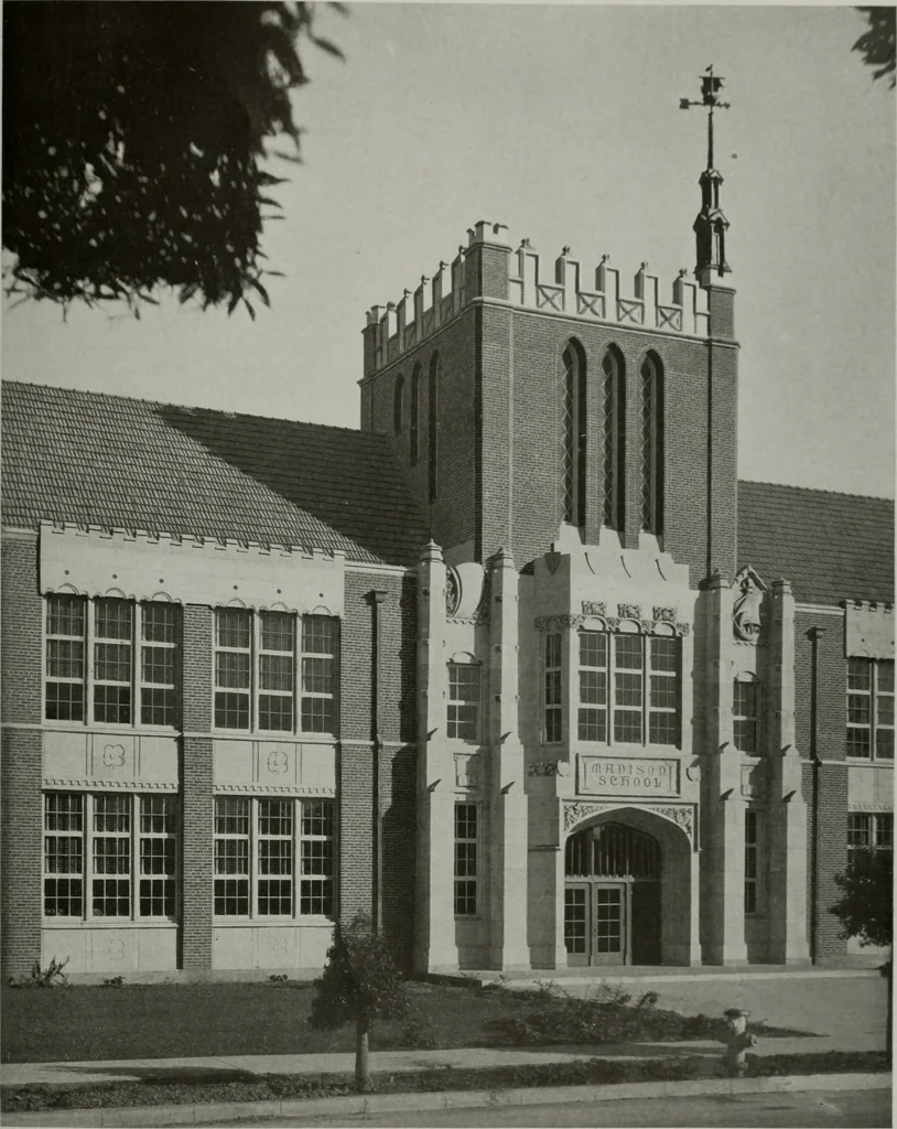 An illustration from Architect and engineer, 1905, leaf 162