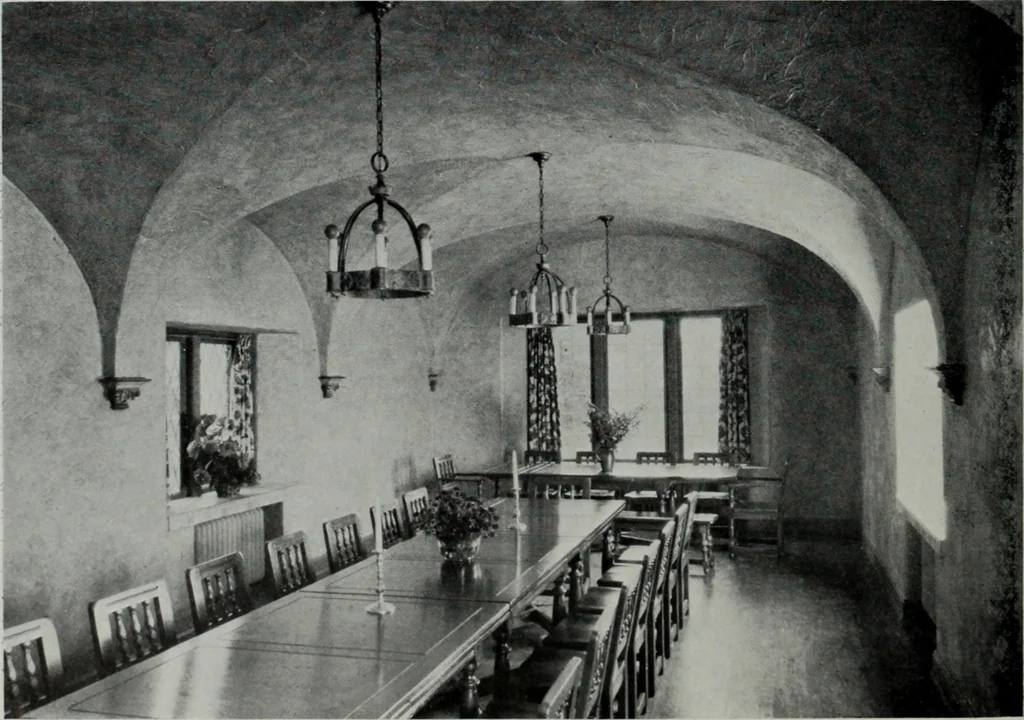 An illustration from Architect and engineer, 1905, leaf 203