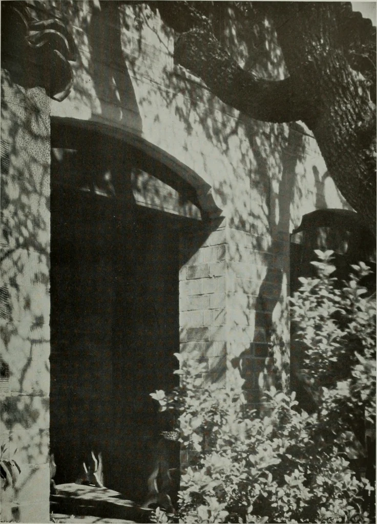 An illustration from Architect and engineer, 1905, leaf 240
