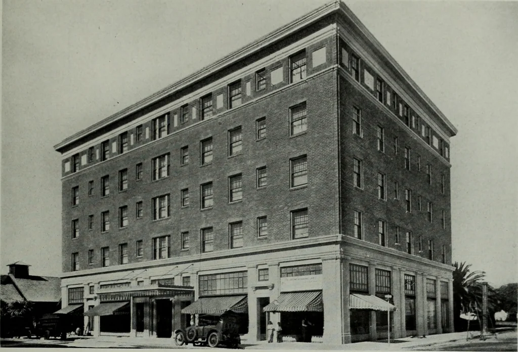 An illustration from Architect and engineer, 1905, leaf 310