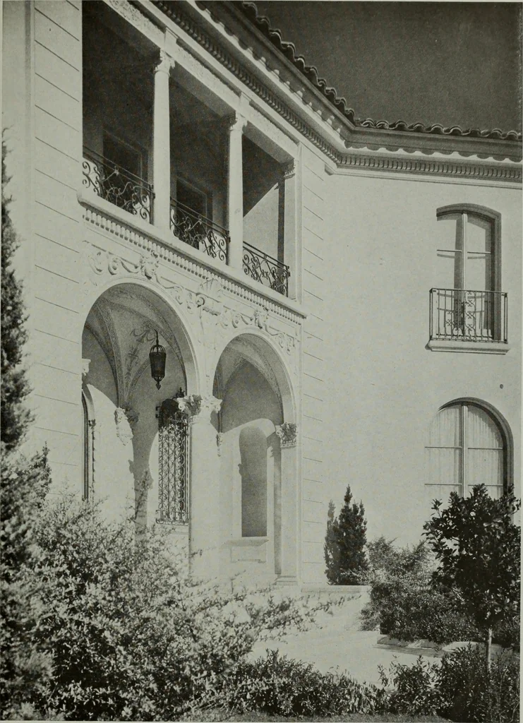 An illustration from Architect and engineer, 1905, leaf 326
