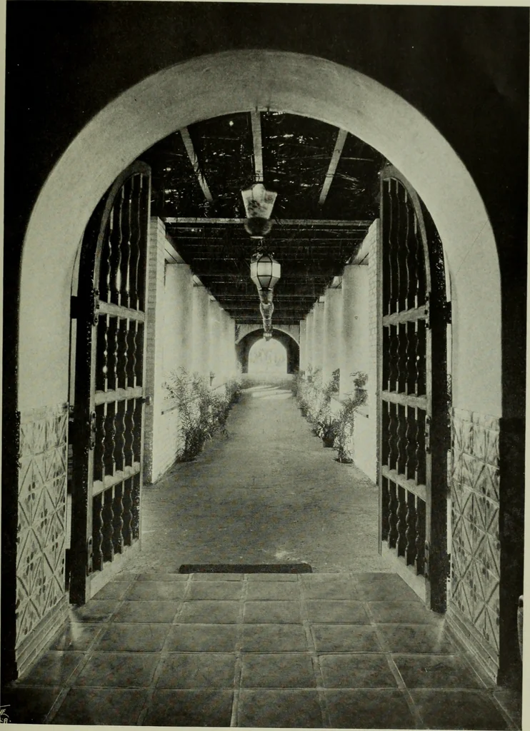 An illustration from Architect and engineer, 1905, leaf 410