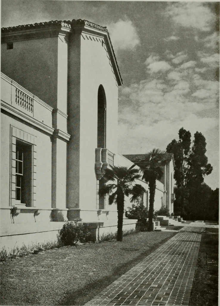 An illustration from Architect and engineer, 1905, leaf 42