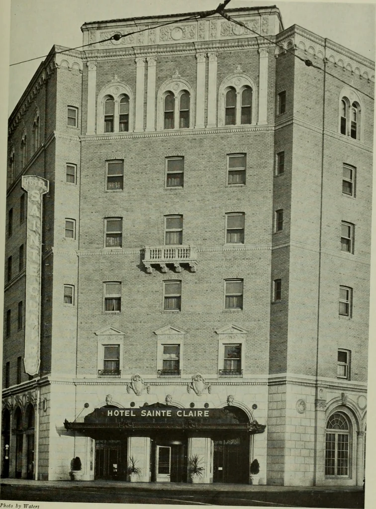 An illustration from Architect and engineer, 1905, leaf 424