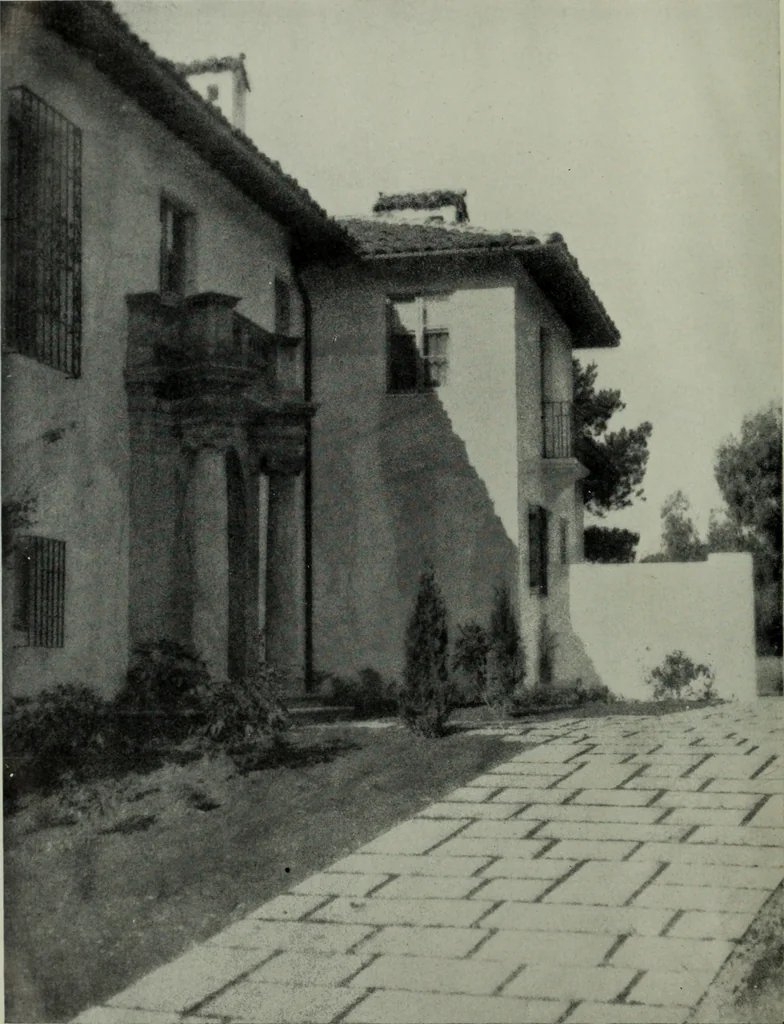 An illustration from Architect and engineer, 1905, leaf 25