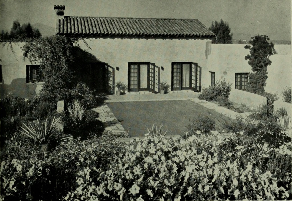 An illustration from Architect and engineer, 1905, leaf 296