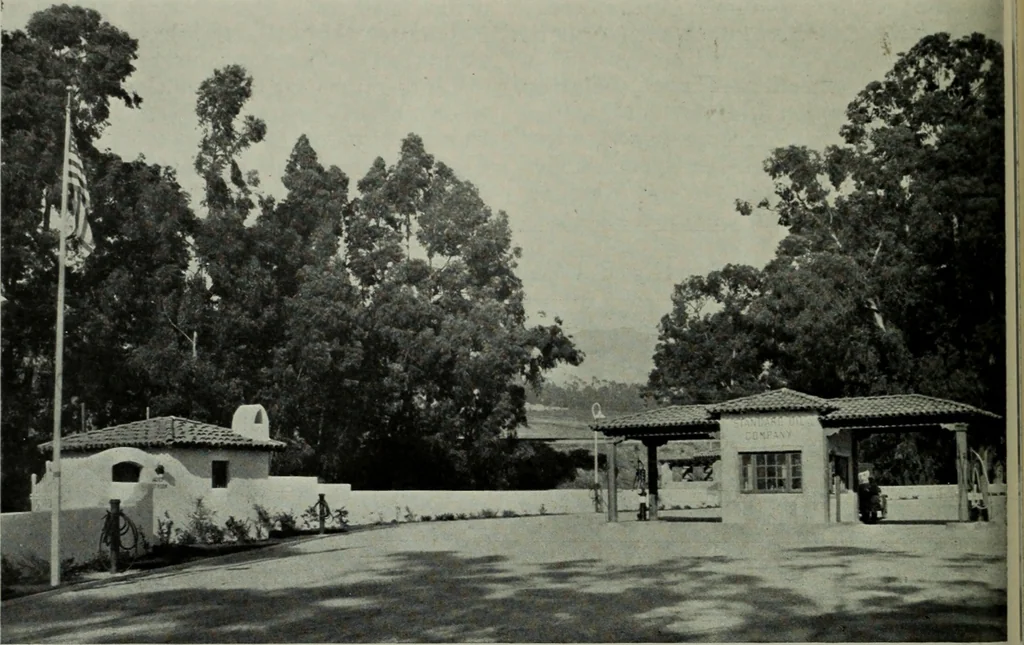 An illustration from Architect and engineer, 1905, leaf 301