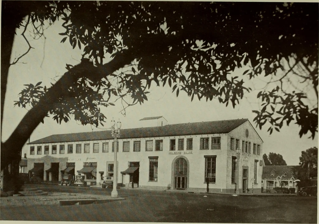 An illustration from Architect and engineer, 1905, leaf 426