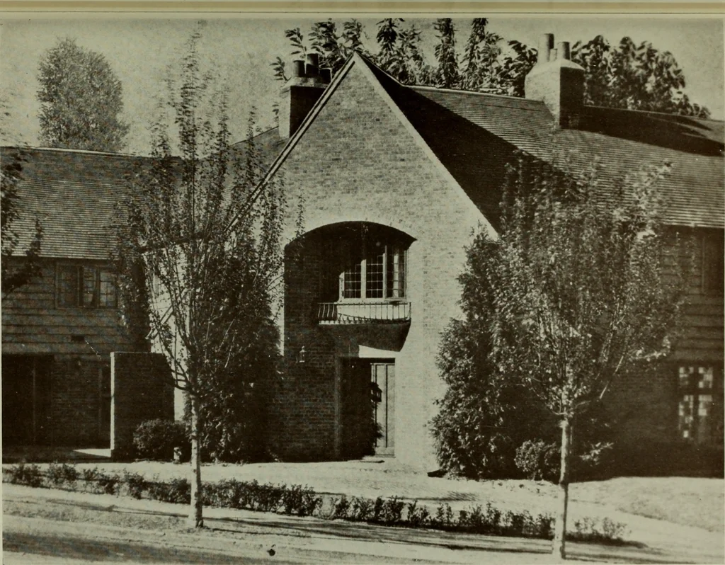 An illustration from Architect and engineer, 1905, leaf 436